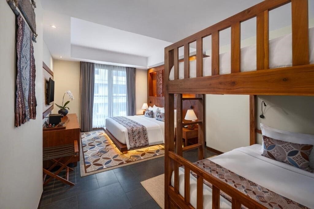 Фото Kuta Sea View Resort & Spa 5*