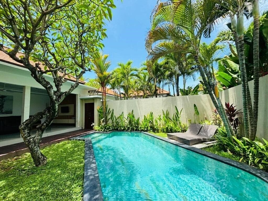 Изображение Kubu Manggala Villas - Seminyak 4*