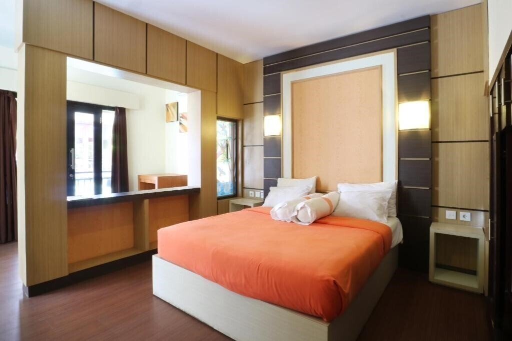Фото Kondra Premiere Guest House Kuta 3*
