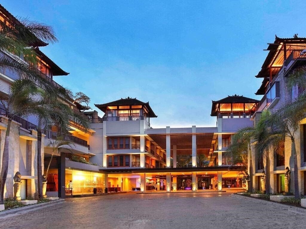 Отель Mercure Kuta Bali 4*