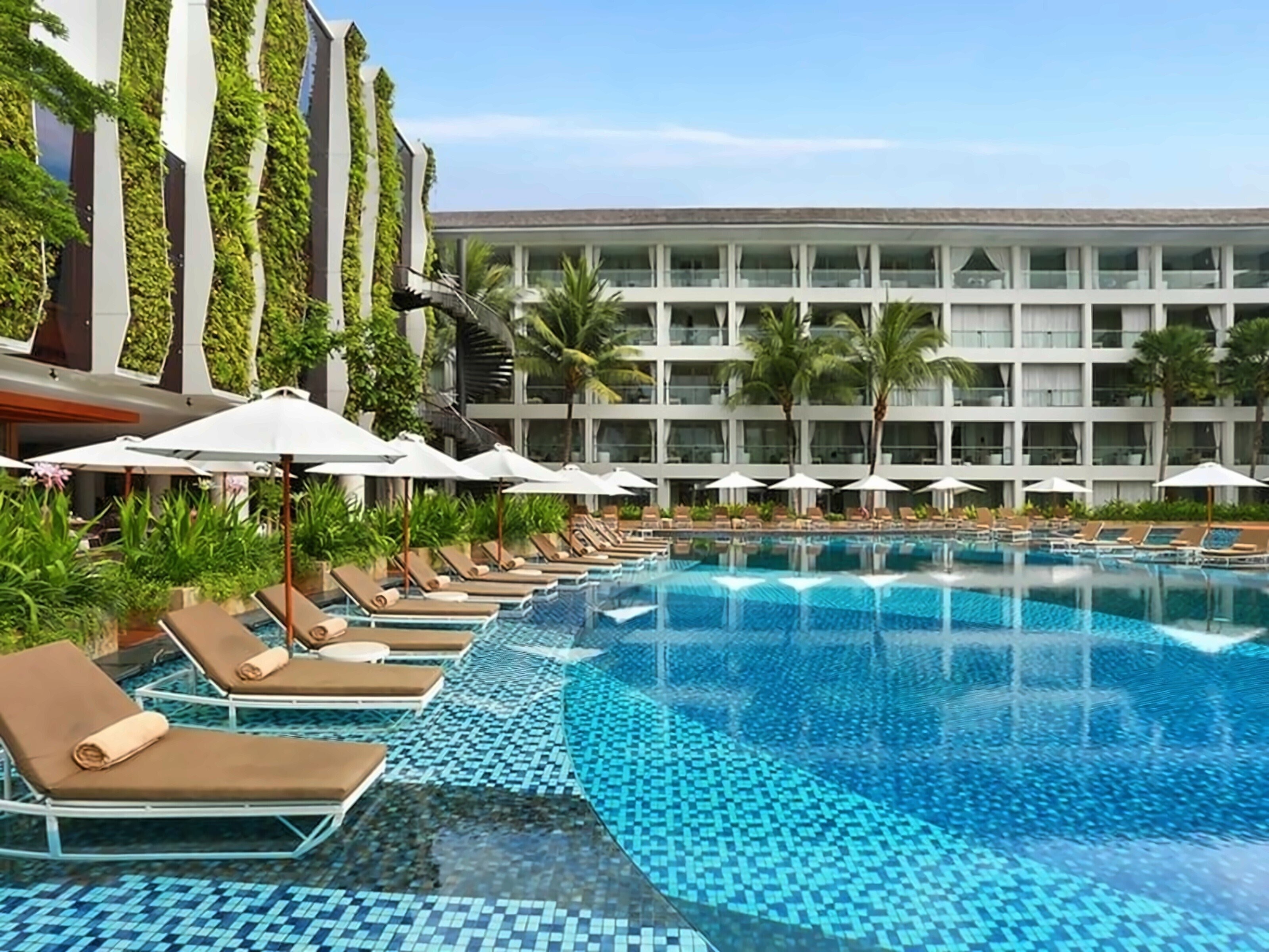 Изображение The Stones Hotel Legian Bali By Marriott 5*