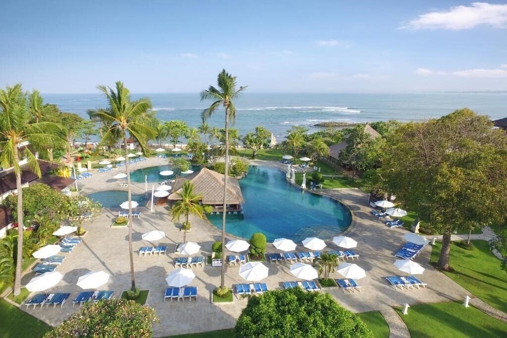 Отель Discovery Kartika Plaza 5*