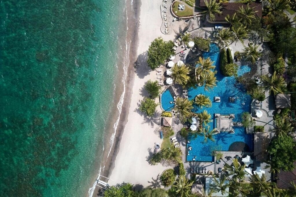 Отель Sheraton Senggigi Beach Resort 5*