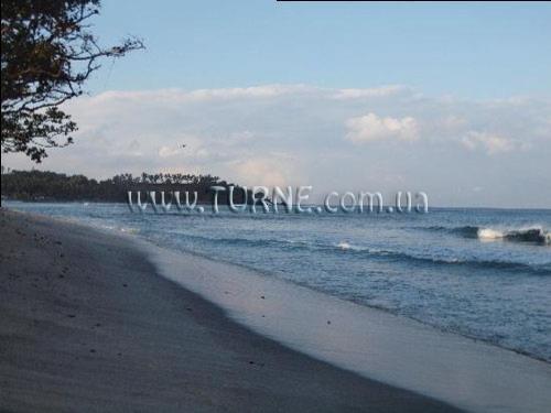 Фото Holiday Resort Lombok 4*