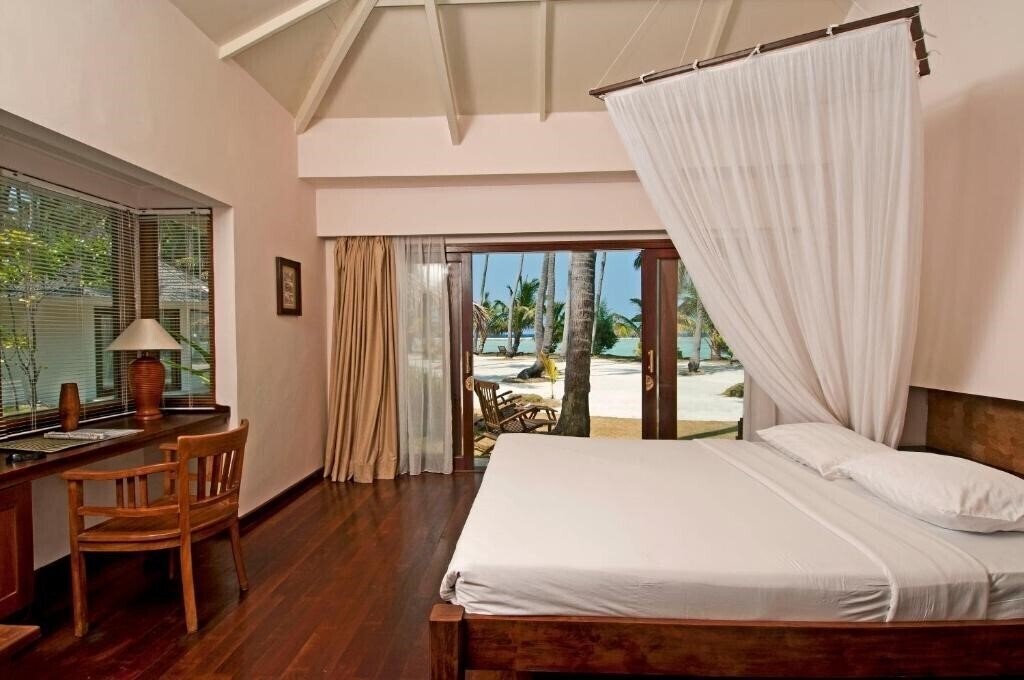 Фото Kura Kura Resort Gili Meno 3*