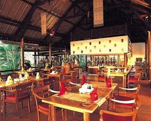 Фото Senggigi Beach 4*