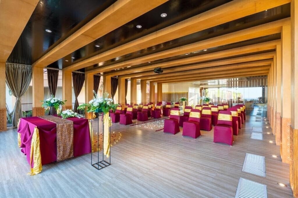Фотография Vouk Hotel & Suites Nusa Dua 5*