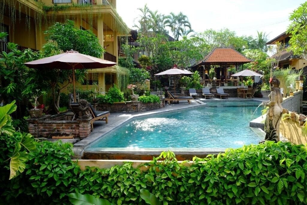 Отель Jati 3 Bungalows 3*
