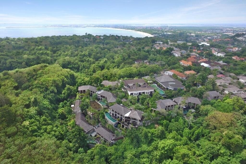 Отель Gending Kedis Luxury Villas & SPA Estate 5*