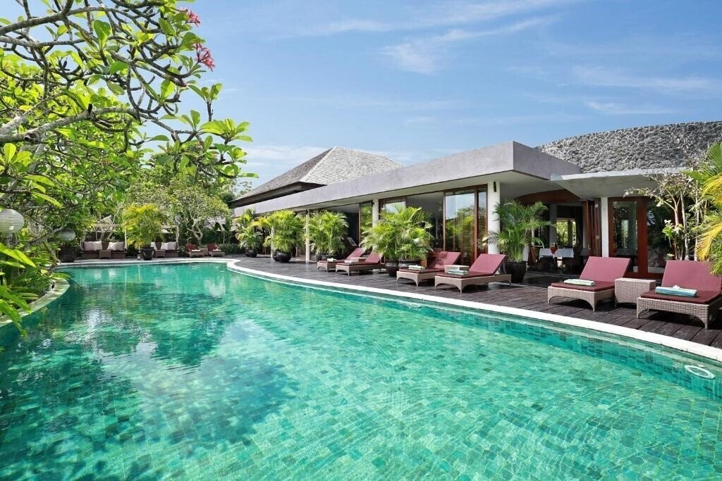 Отель Gending Kedis Luxury Villas & SPA Estate 5*