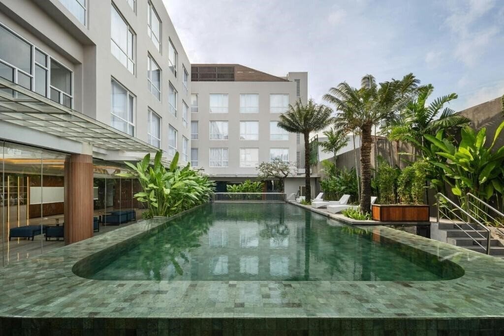 Картинка Mercure Bali Harvestland Kuta 4*