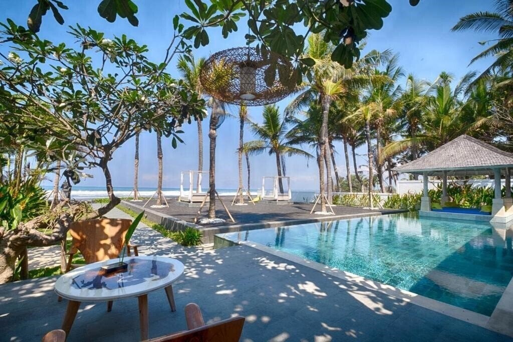 Отель Kutus Kutus Estuary Saba Beach 4*