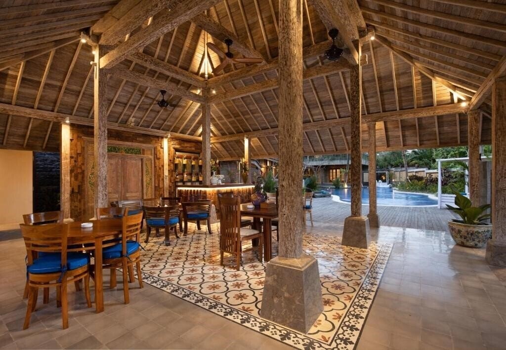 Фото Kutus Kutus Estuary Saba Beach 4*