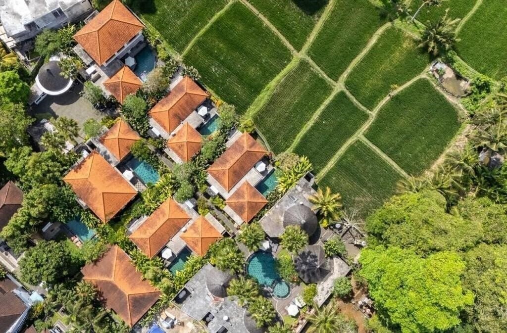 Отель Kadiga Villas 4*