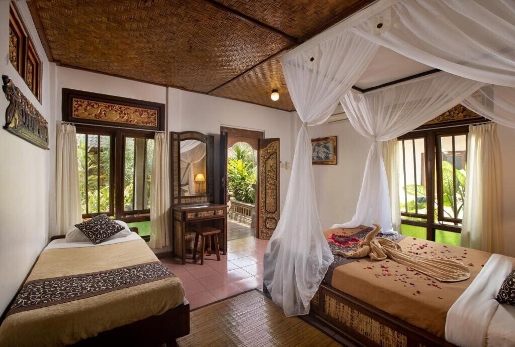 Фото Ketut'S Place Bed & Breakfast Ubud 4*
