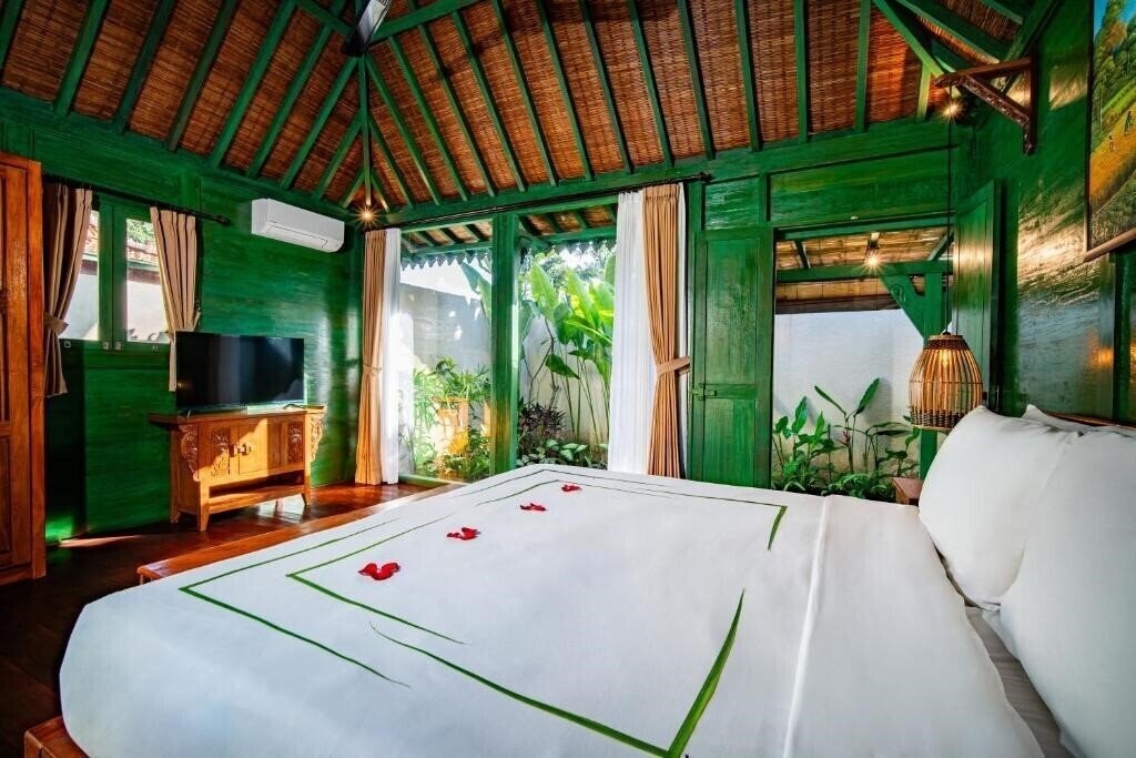 Фото Juwel Villa Ubud 4*