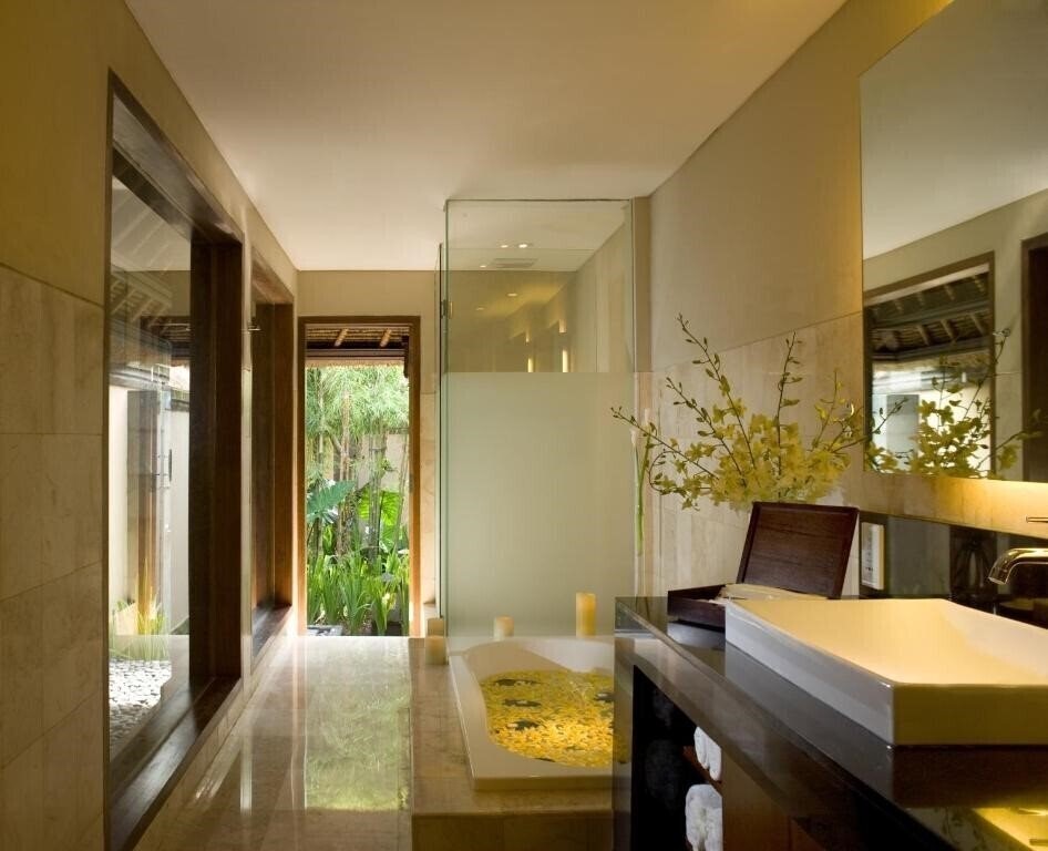 Фотография Kamandalu Resort & SPA 5*