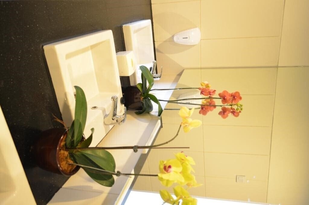 Фото Kyriad Hotel Airport Jakarta 3*