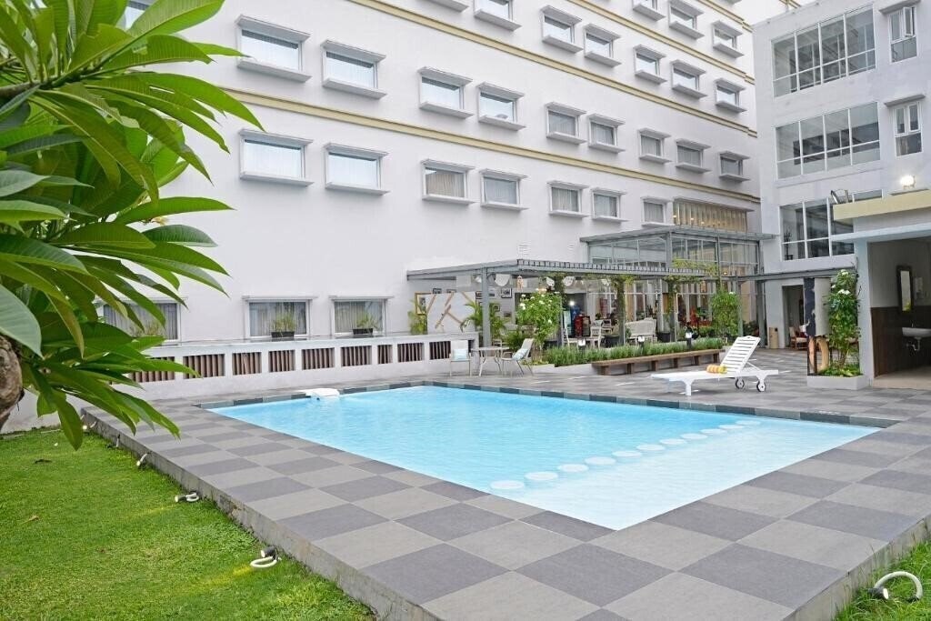 Изображение La Lisa Hotel Surabaya 3*
