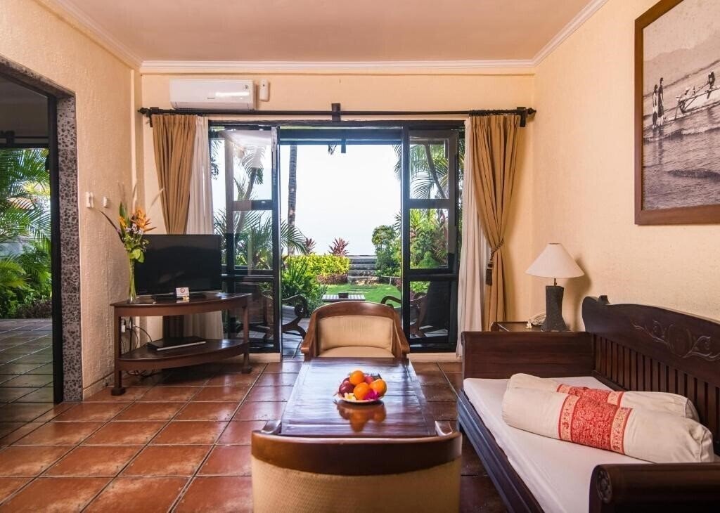 Изображение Nugraha Lovina Seaview Resort & SPA 3*