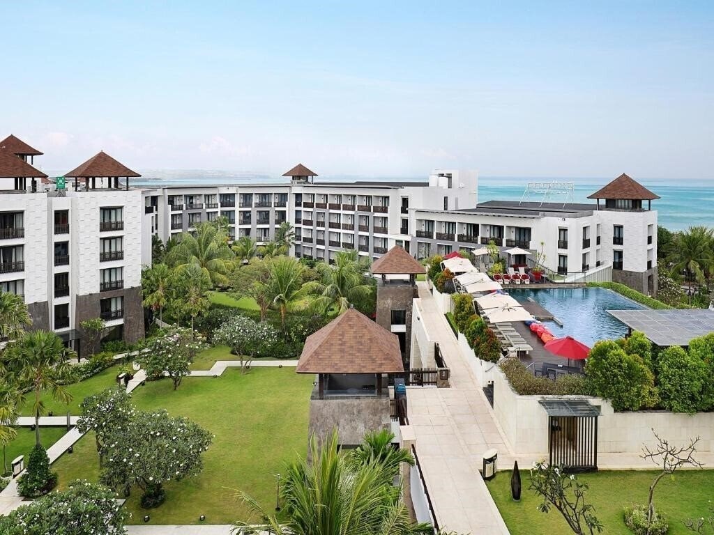 Отель Pullman Bali Legian Nirwana 5*