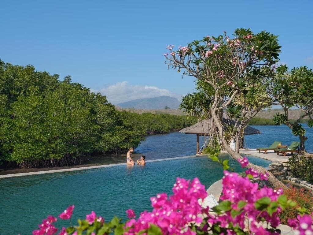 Фотография Mimpi Resort Menjangan 4*