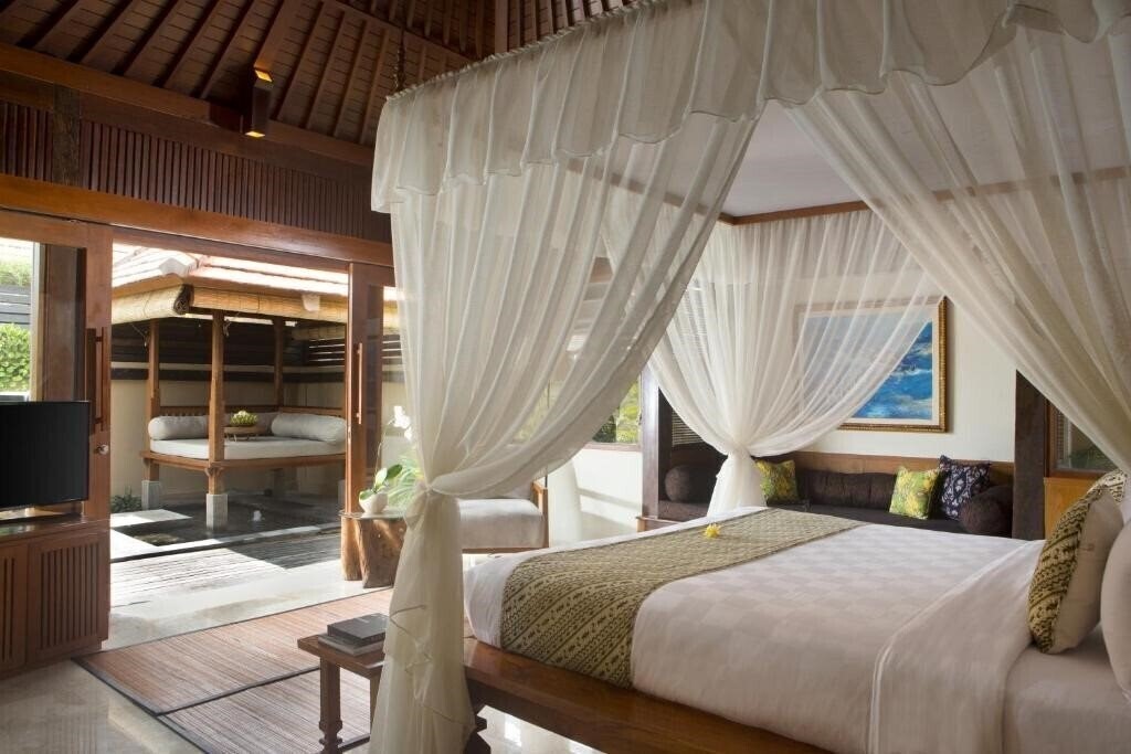 Фото Ubud Village Hotel 4*