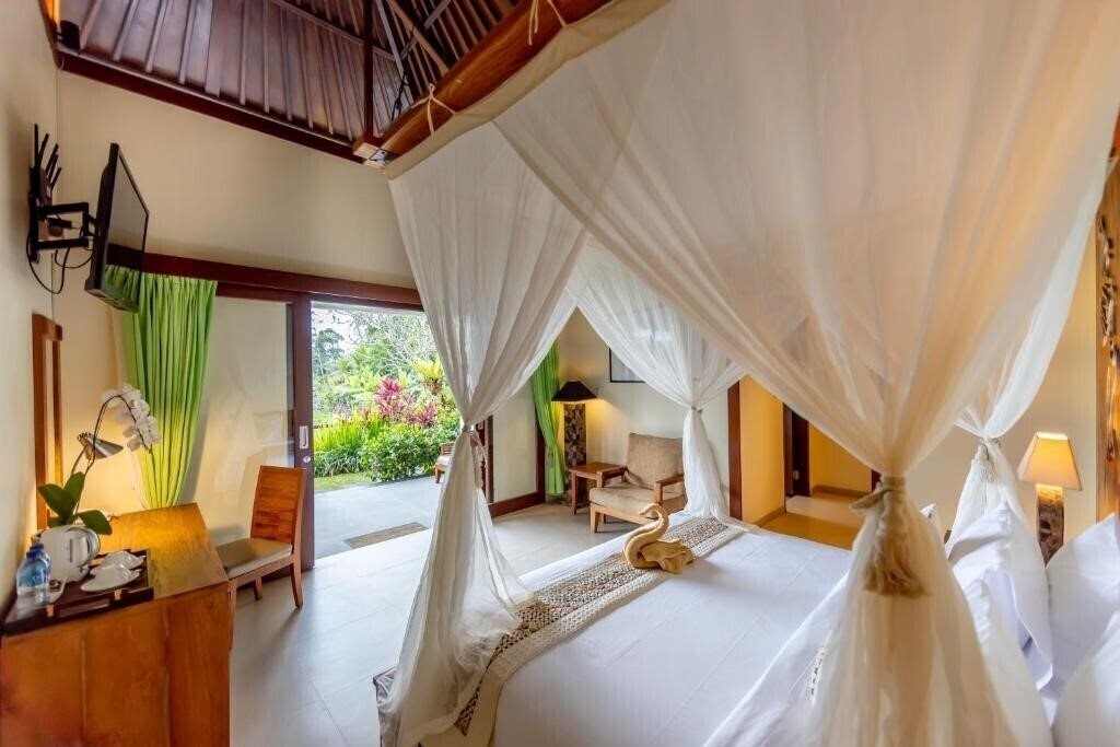 Изображение Anumana Village Ubud 1*