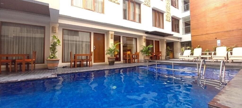 Фото The Sun Hotel & Spa Legian 3*