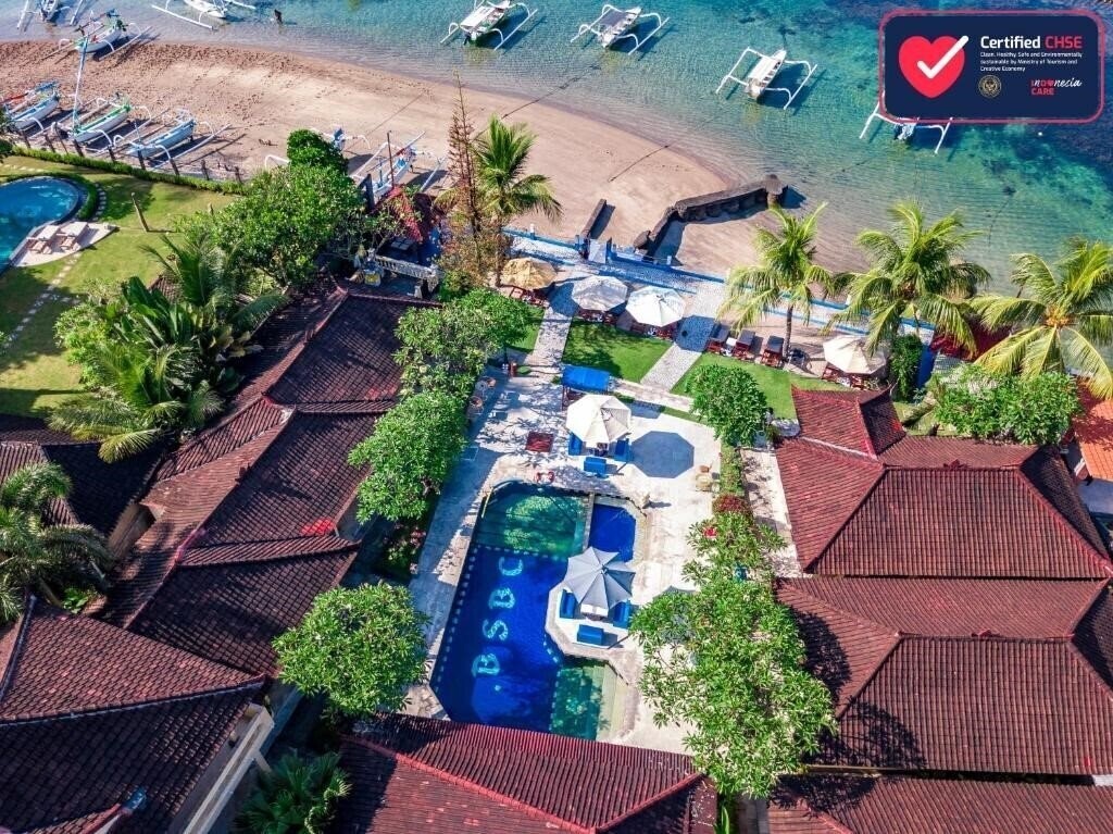 Отель Bali Seascape Beach Club 3*