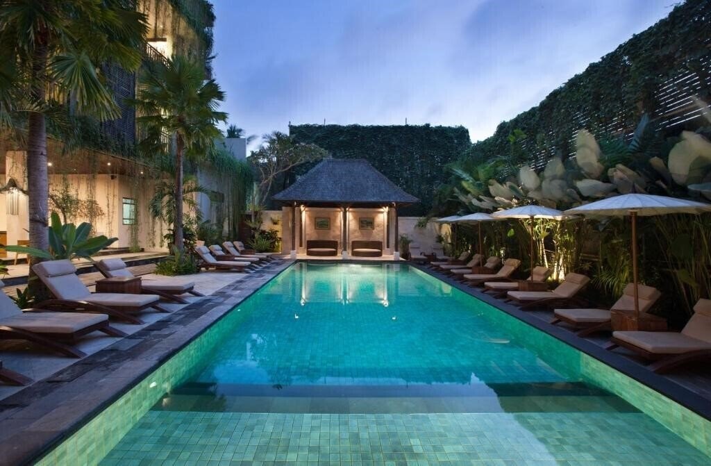 Отель The Ubud Village At Nyuh Kuning 5*