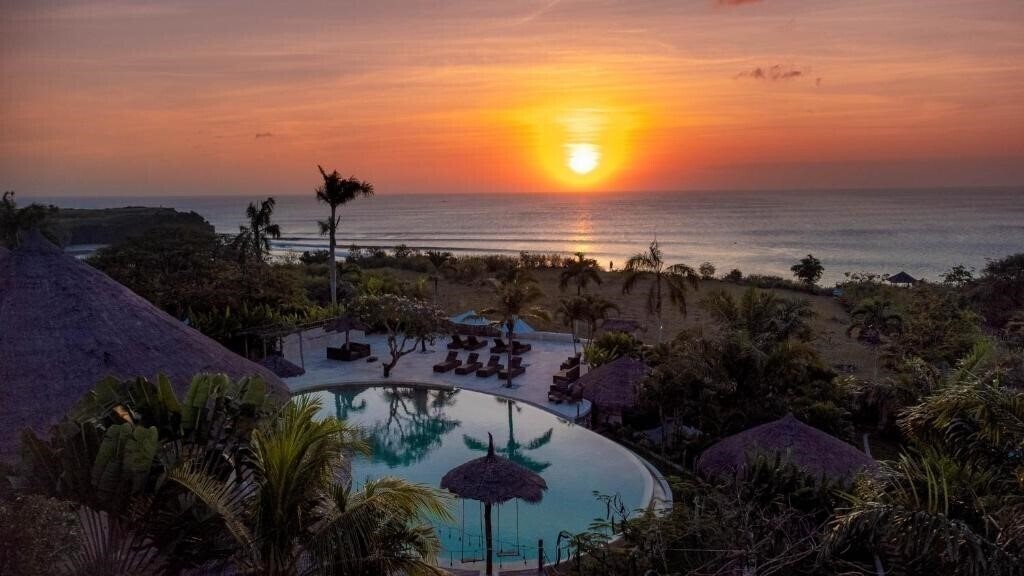 Отель La Joya Balangan 3*