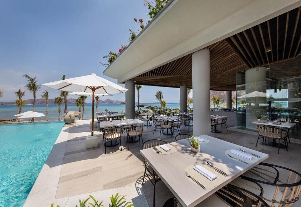 Фото Ayana Komodo Resort 5*