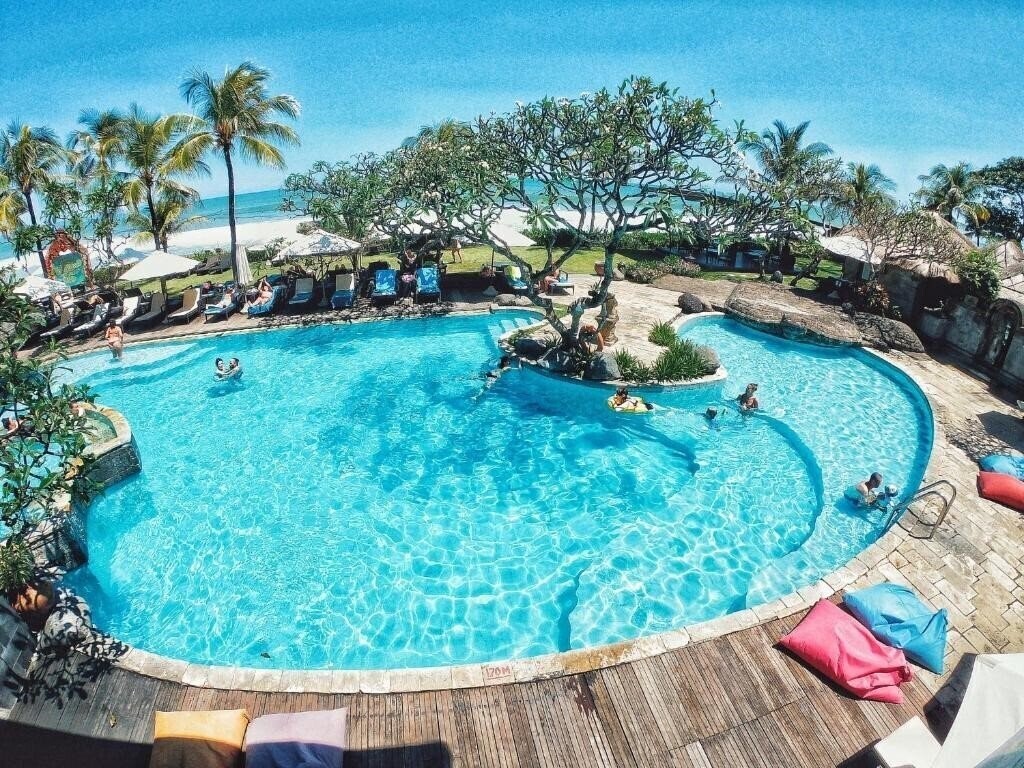 Отель Balisani Suites Hotel 4*