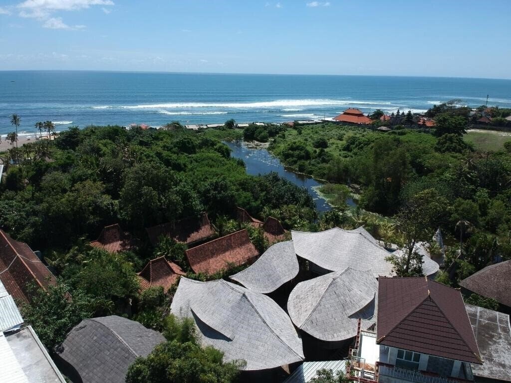 Отель Zin Canggu Resort Villas 4*