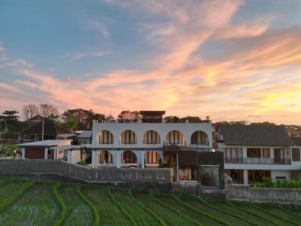 Фото Alsava Villa & Suites Canggu 4*