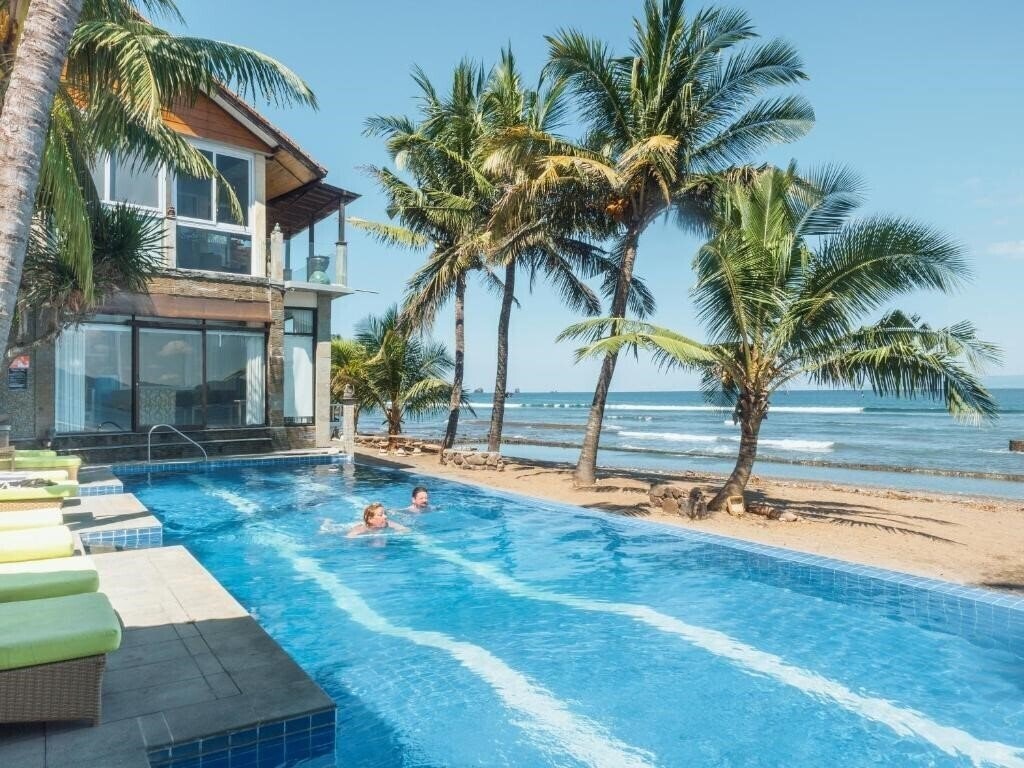Фотография Bayshore Villas Candi Dasa 4*
