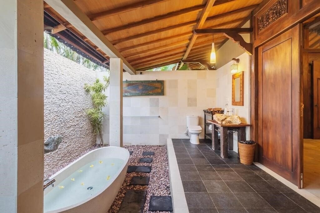 Фотография Beachfront Citakara Sari Villas 4*