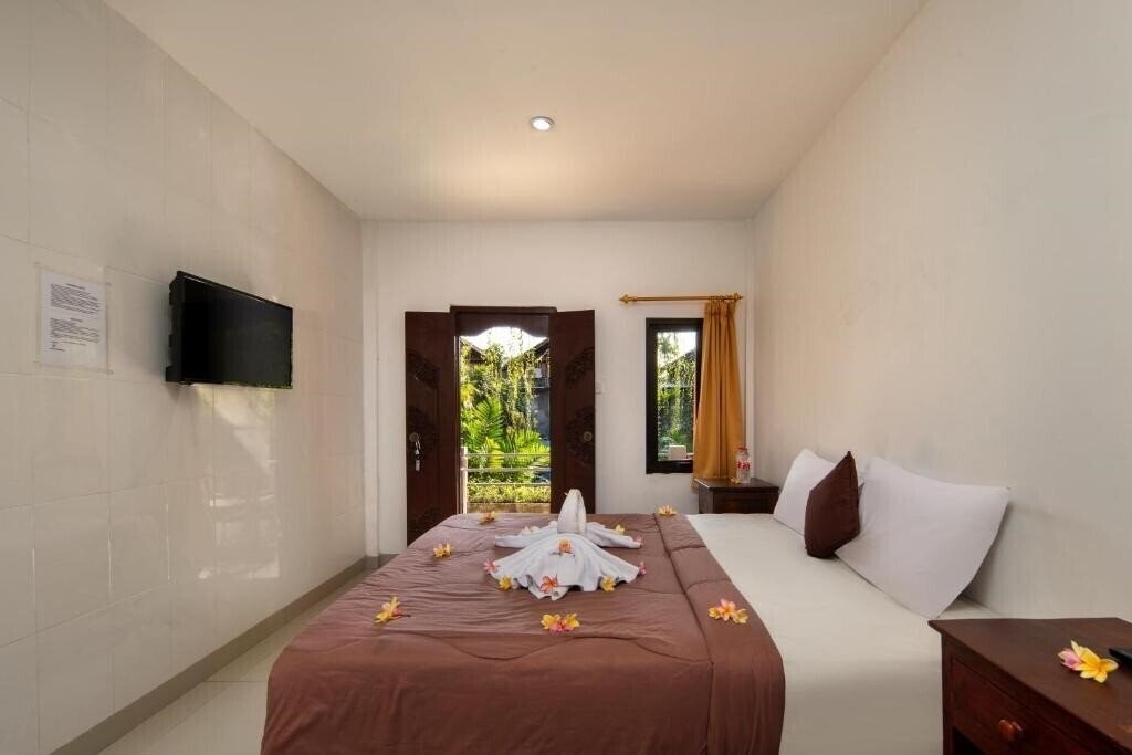 Изображение Hotel Lumbung Sari Legian 4*