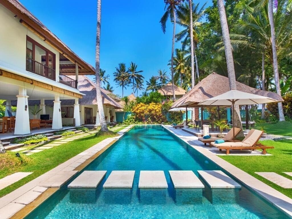 Отель Villa Gils 4*