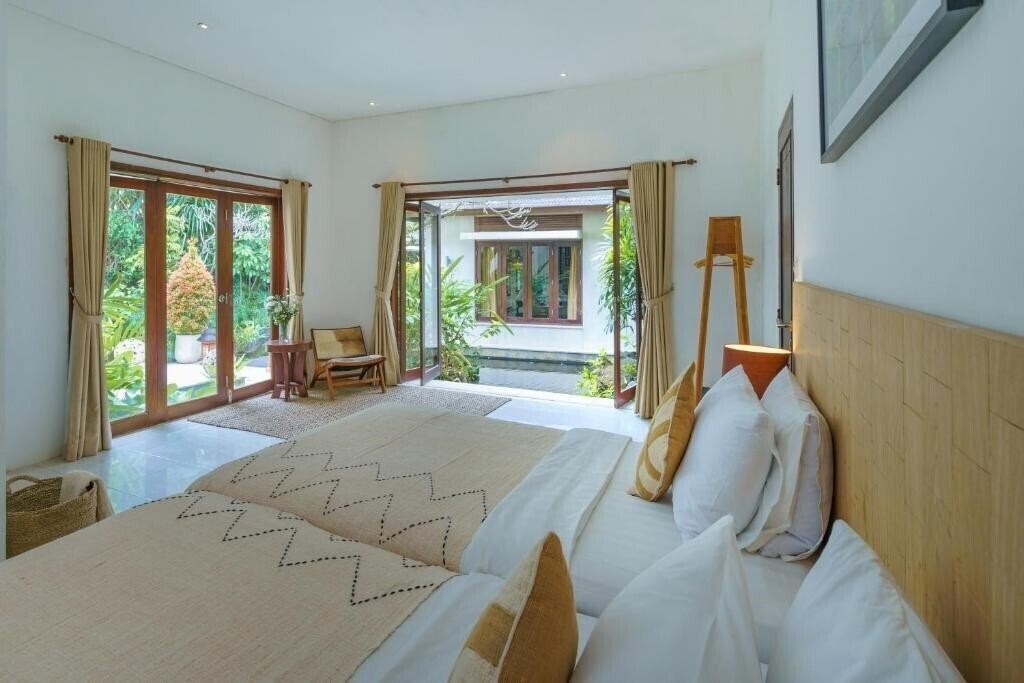 Фото Villa Kaira 4*