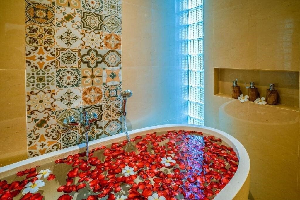 Фотография Kahayana Suites 3*