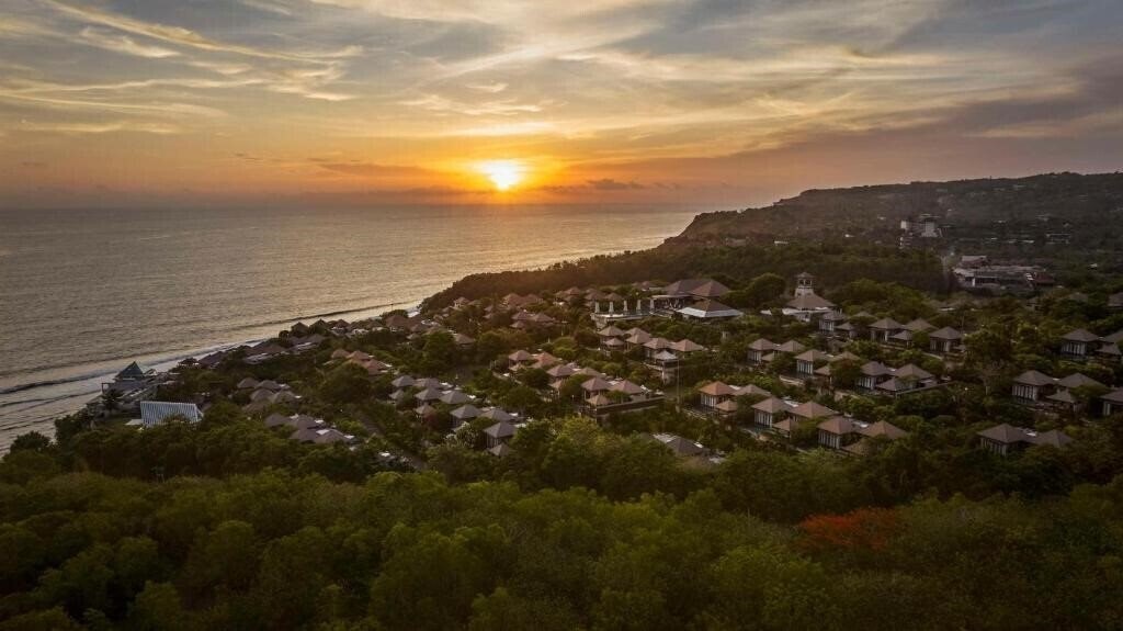 Отель Umana Bali 5*