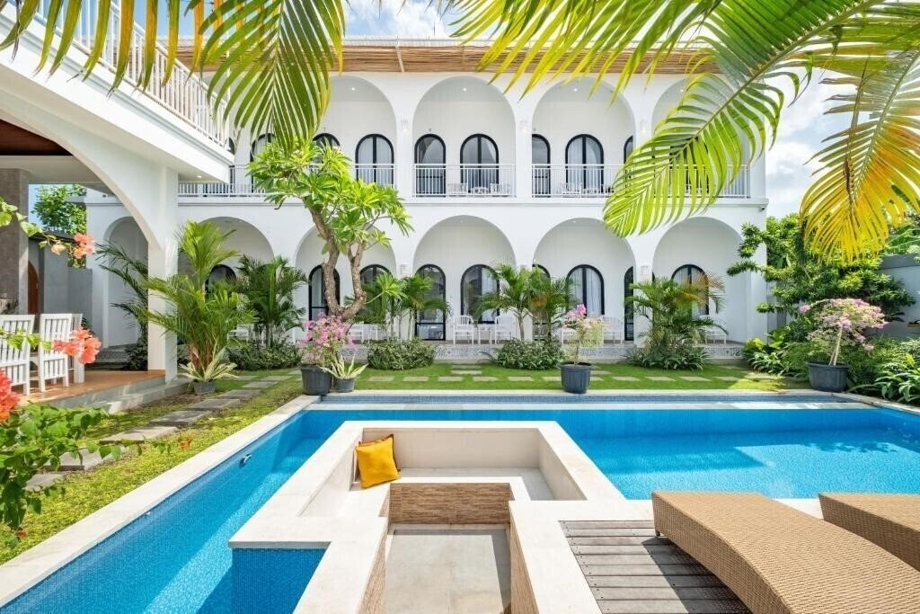 Отель Cove Ume Nerus 2*