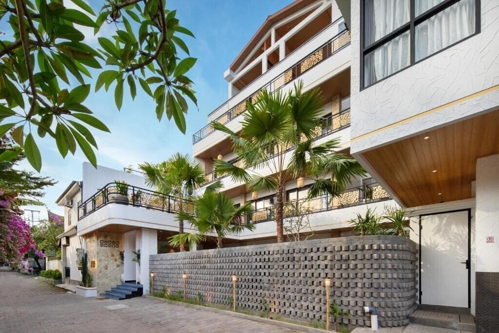 Отель Amandaya Canggu 3*