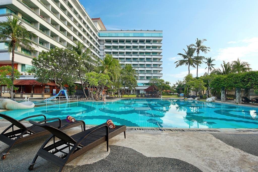 Отель Inna Grand Bali Beach 4*