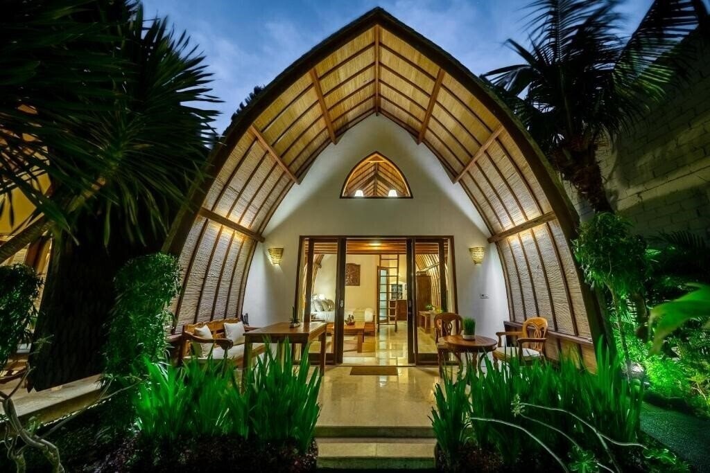 Отель Klumpu Bali Resort 4*