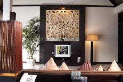 Отель Maya Sayang Pool Villa & Bar 4*