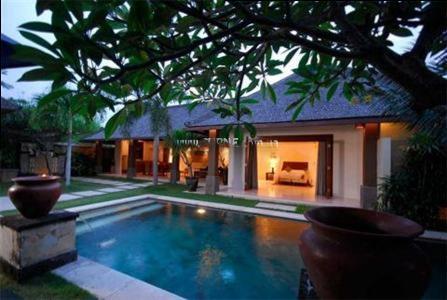 Отель The Banjar Villas And SPA 5*