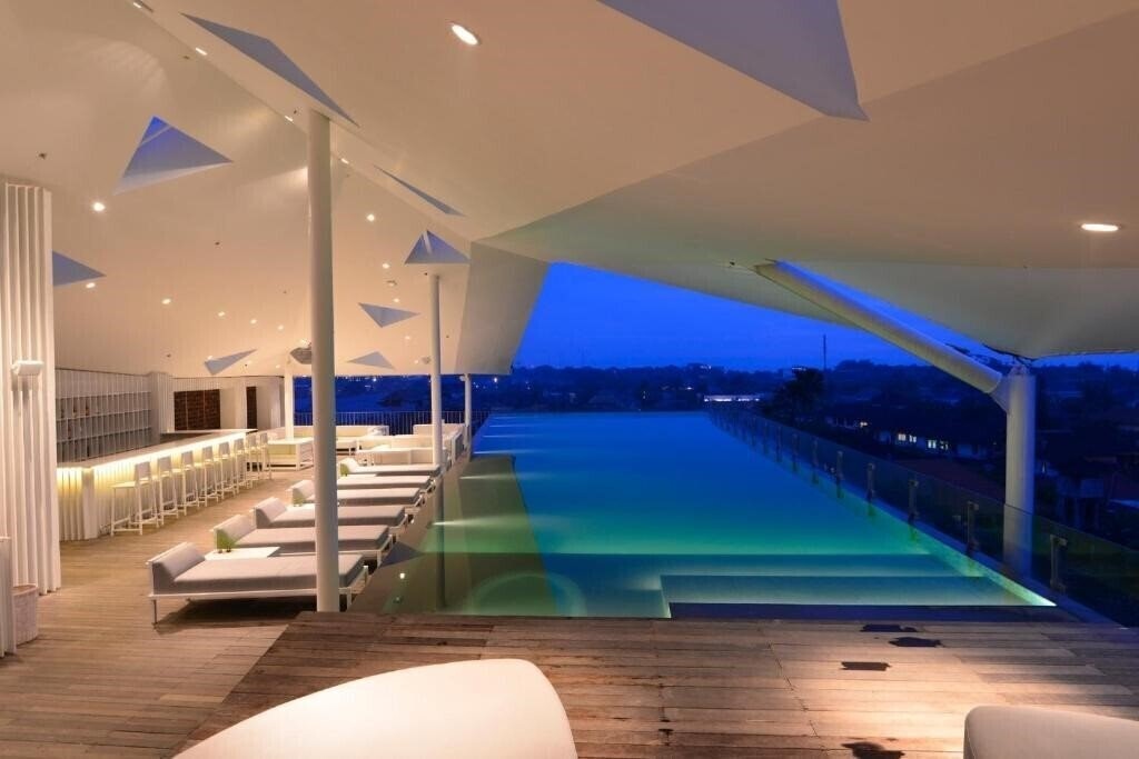 Отель Ize Seminyak 4*